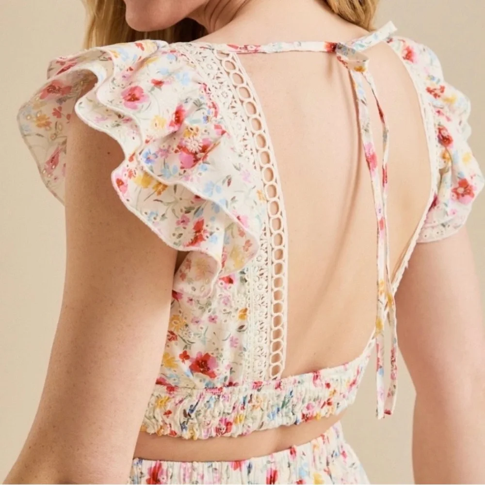 Altar'd State Floral Lace Crop Top - Picture 4 of 5